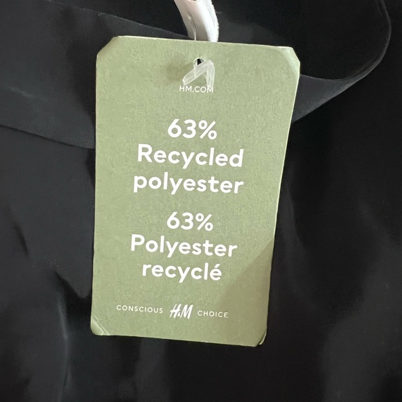 Blackjack H&M blouse somewhat loose fit - Picture 3 of 4